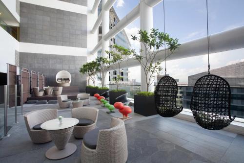 Queenstown Apartment | Guest Favorite: Citadines Fusionopolis Singapore Awaits You