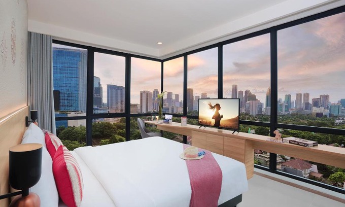 Mampang Prapatan Apartment | Inviting Citadines Gatot Subroto Jakarta with Pool & Ocean View