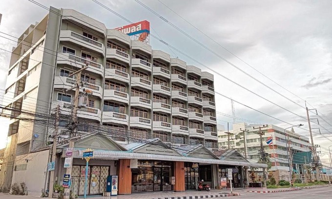 Khao Sam Yot Hotel | Budget-Friendly Stay at Citi Place Hotel - Family Friendly