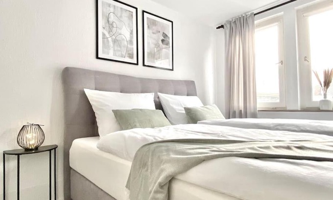 Reutlingen Apartment | Discover City-Apartment No 2: Family-Friendly Comfort