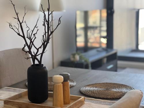 Adelaide Central Business District Apartment | City apartment view pool gym free park