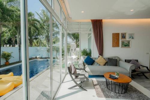 Cha-am Villa | Relax at City Beach Cha-am Pool Villa - 4-Star Family Retreat