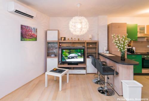 Cakovec Apartment | Ideal City Break Apartment with Child-Friendly Amenities