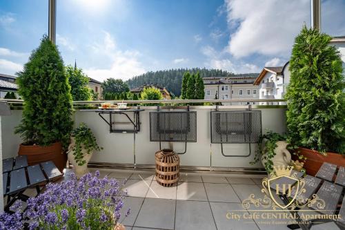 Brunico Apartment | Seaside Escape at City Café - CENTRAL Apartment with Views