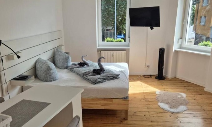 Kaiserslautern Apartment | City Central Apartment House - Apt 4