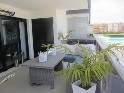 Denia Apartment | Stylish Apartment Steps from Denia Center with Pool