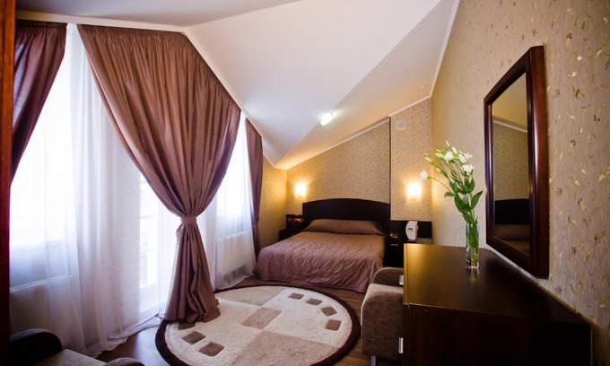 Kharkiv Hotel | City Club: Pet-Friendly 4-Star Retreat with Top Reviews