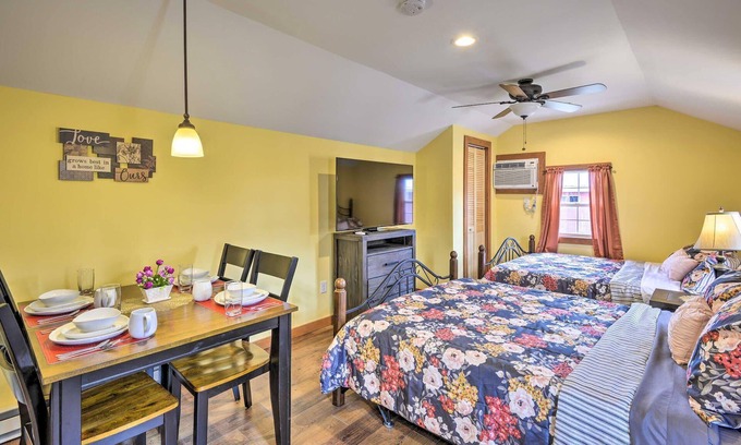 Pleasant Mount Hotel | Cozy Suite Escape Near Elk Ski with FREE WIFI & Pool