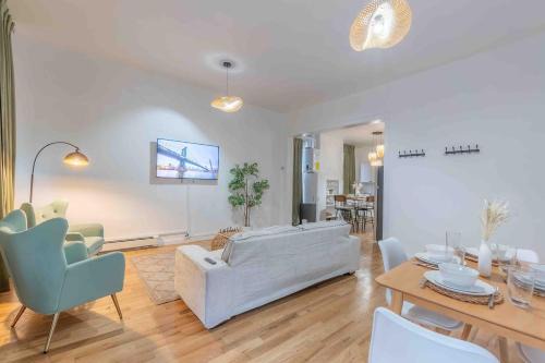 Hoboken Apartment | City Escape with 2 Baths, 10 beds and We Pay Half Parking for 2 cars, NYC in 15 min