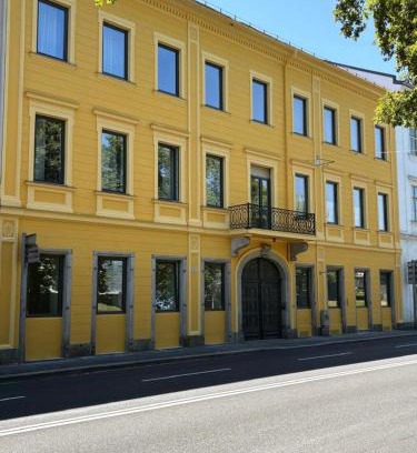 Altstadtviertel Apartment | City Inn 24H Self Check-In by H&H Hotels
