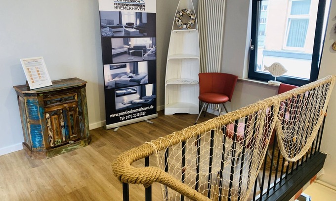 Geestendorf Apartment | Explore City Maritim Rooms: Top-Rated Stay with Breakfast!