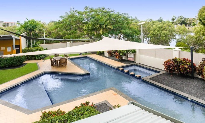 Townsville Apartment | Relax at City Stadium 2: Family-Friendly with Pool Access