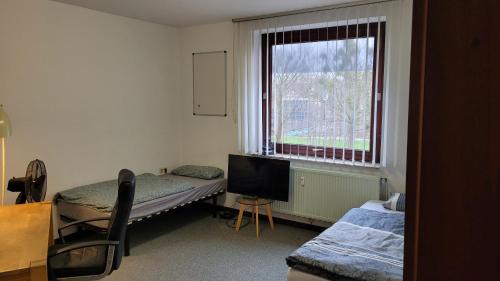 Hildesheim District Apartment | Comfortable City Apartment in Hildesheim for Families