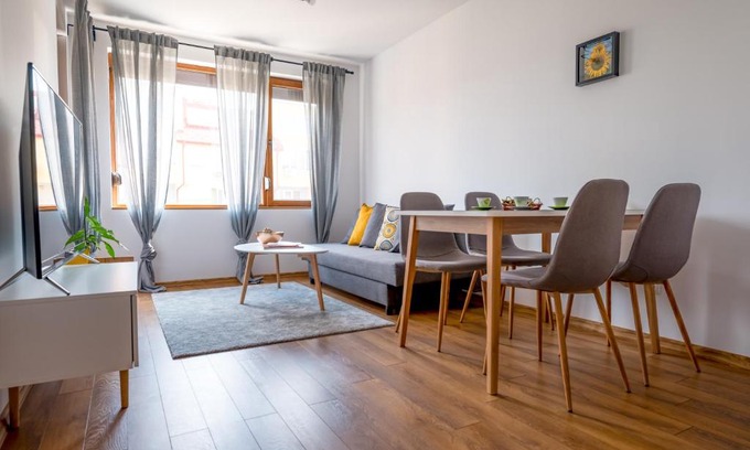 Blagoevgrad Apartment | Family-Friendly City View Apartment with Free Garage Access
