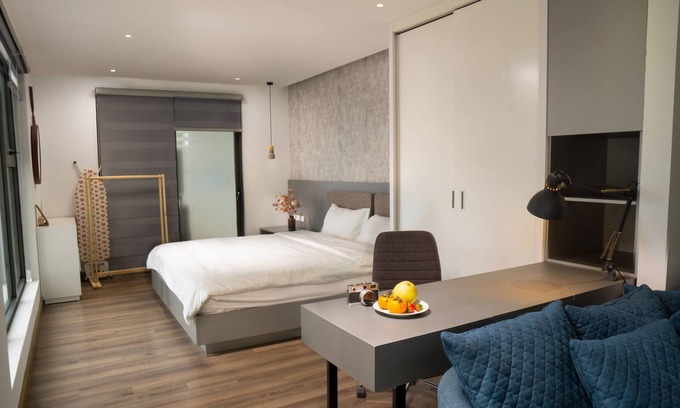 Quang An Apartment | Scenic City View Apartment - Steps to Westlake & Pool Access