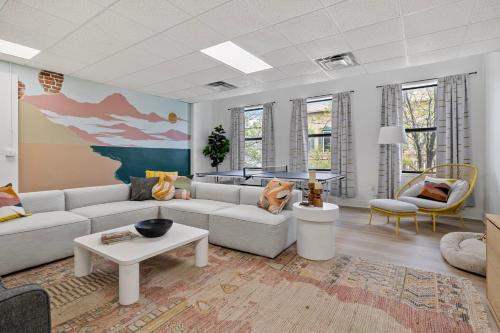 Saint Joseph House | Experience City View Loft: Pet-Friendly & Rated 10/10