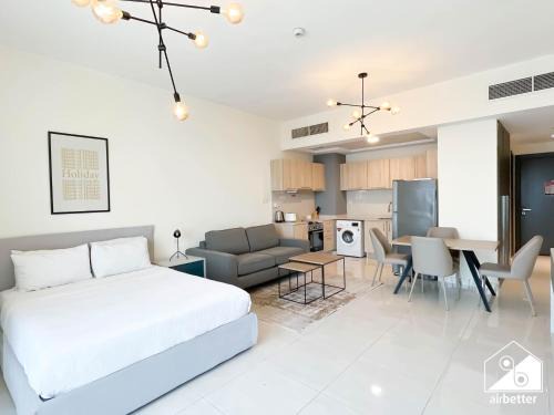 Business Bay Apartment | City-View Studio in AG Tower l Pool & Gym Access