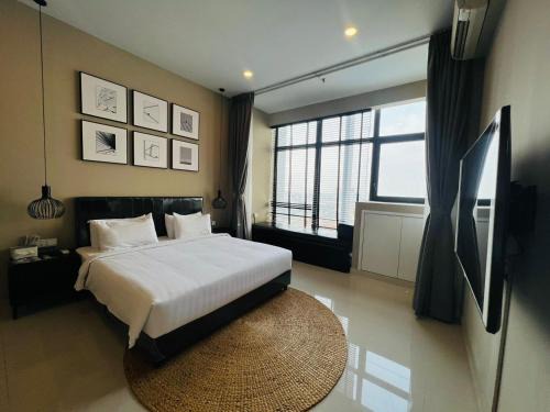Sen Sok Apartment | Budget-Friendly City View Studio with Pool & Pet Access