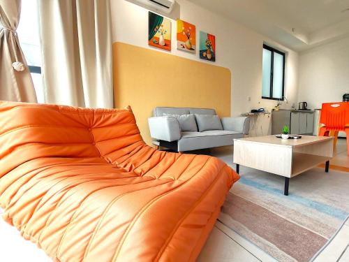 George Town Apartment | Trendy Cityscape Suite in Georgetown with Pool Access