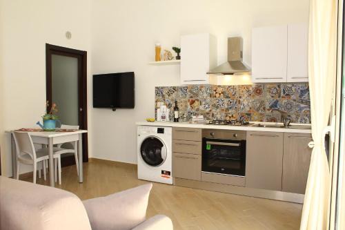 Capaci Apartment | Family-Friendly Retreat at Ciuri di Sicilia - Guest Rated 10/10