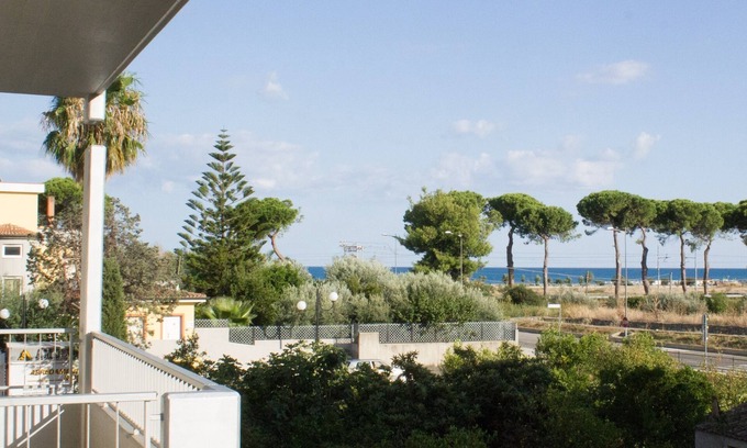 Rocca Imperiale Marina Apartment | Inviting CIVICO33 Residence: Oceanfront Living Awaits