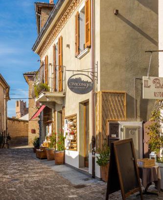 Gradara House | Guest Rated 9.2: Civiconove Affittacamere with Breakfast