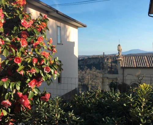 Lubriano House | Discover Civita's: Family-Friendly Retreat with Kitchen