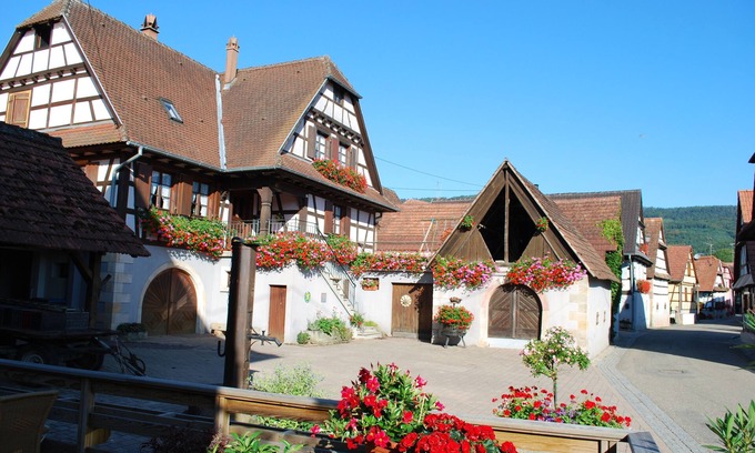 Cleebourg House | Experience Unforgettable Stays at Gîte rural Vignoble de Cléebourg