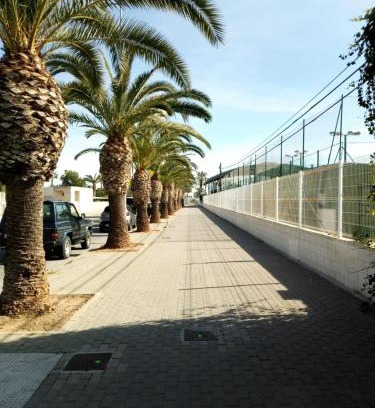 El Grao de Castellon Apartment | Oceanfront Getaway at CL GRAVINA 20 - Family-Friendly Retreat