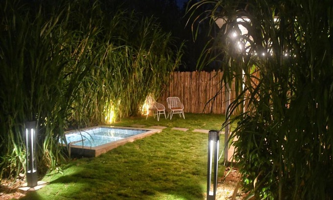 Hyderabad Resort | Inviting Clapping Leaves Resort: Pet-Friendly with Pool & Dining