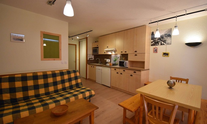 Vaujany Apartment | Top-Rated CLARET 2 Apartment with Family-Friendly Amenities