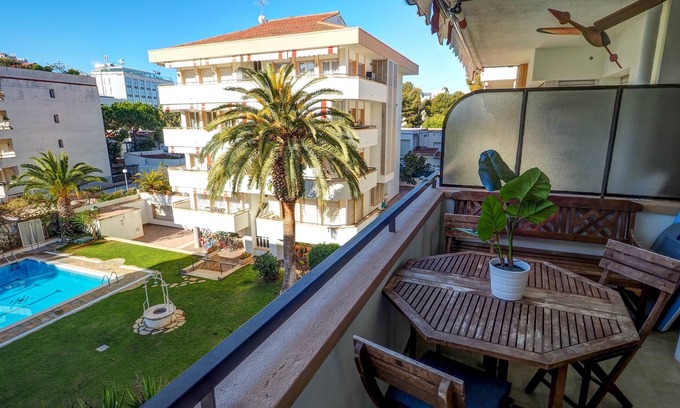 Sitges Town Center Apartment | Top-Rated Clarimar Apartment with Private Pool & Spa