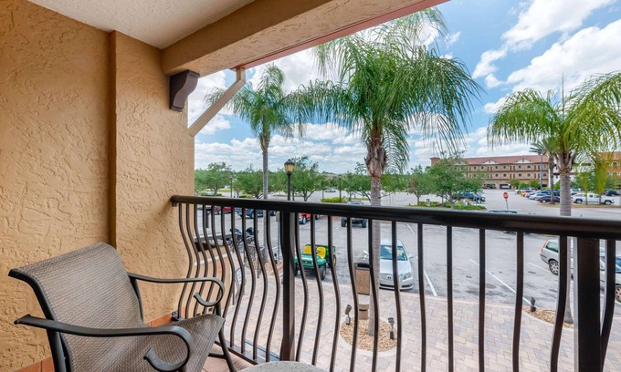 National Gardens Hotel | Experience Comfort at Clarion Inn Ormond Beach Today