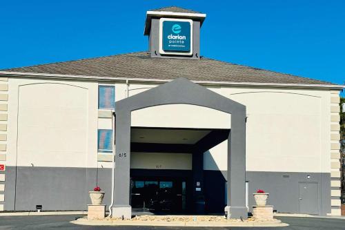 Albemarle Hotel | Family-Friendly Stay at Sleep Inn & Suites with Accessibility