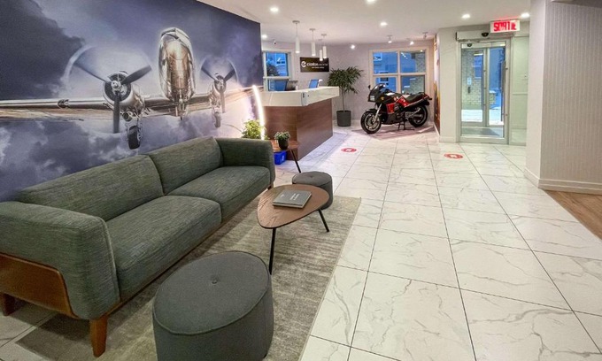 Ste. Foy Hotel | Pet-Friendly Retreat at Clarion Pointe Quebec Airport