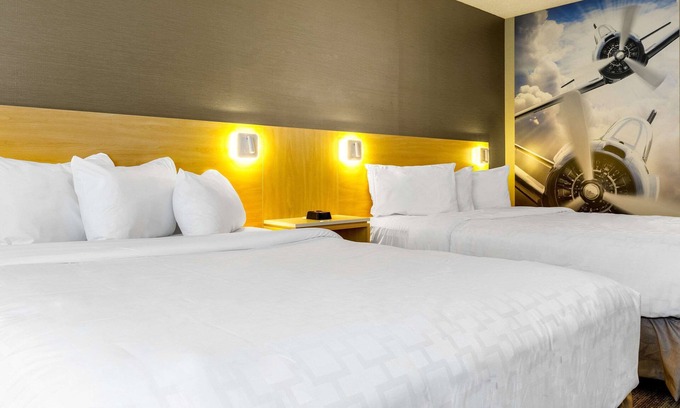 Ste. Foy Hotel | Top-Rated Clarion Pointe Quebec Airport with Family-Friendly Perks