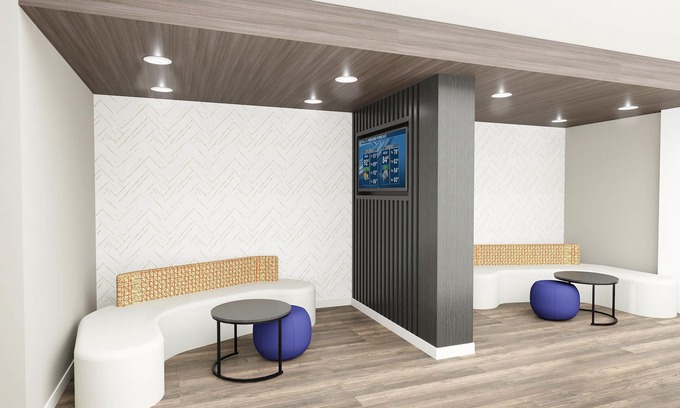 Rhinelander Hotel | Discover Clarion Pointe Rhinelander: Great Amenities Await