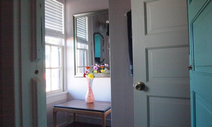 Clarkdale Apartment | Stylish Clarkdale Lodge 206 with Pet-Friendly Amenities