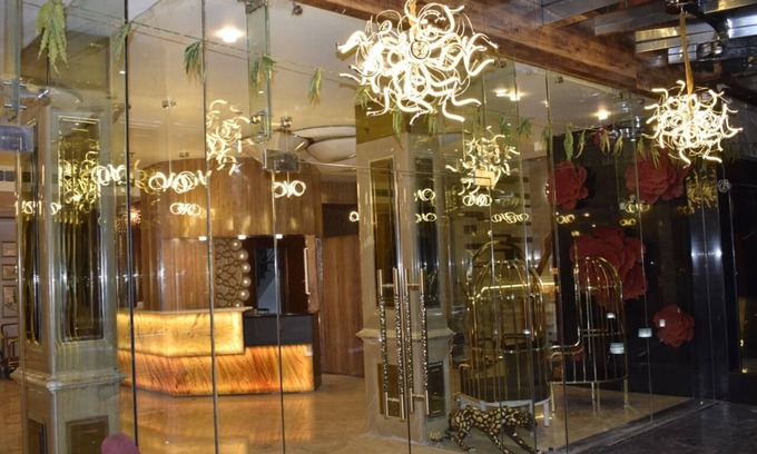 Kota Hotel | Budget-Friendly Clarks Premier Kota: Family Dining & Breakfast