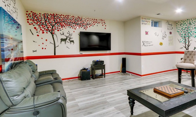 Clarksburg Apartment | Relaxing Clarksburg Getaway Near DC & Baltimore Attractions