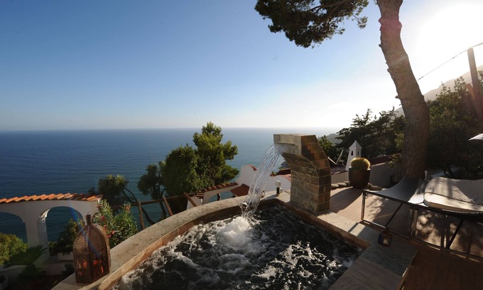 Faro Villa | Seaside Serenity at Claro de Lua Villa with Scenic Views