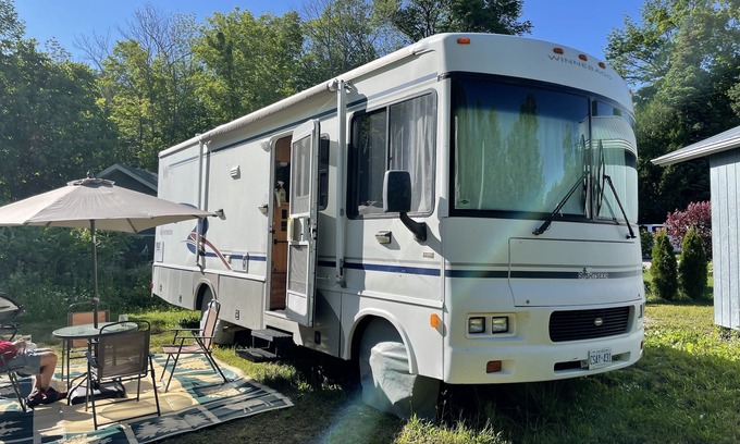 Penetanguishene House | Comfortable Class A Motor Home with Great Amenities