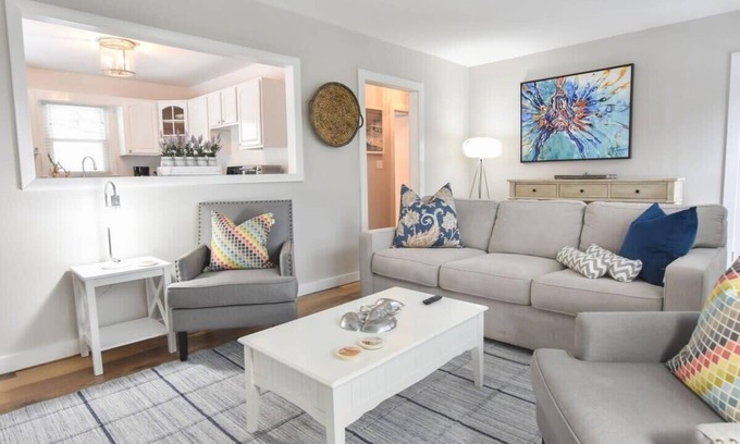 Wellfleet House | Classic Cape: Pet-Friendly Retreat with Ocean Views