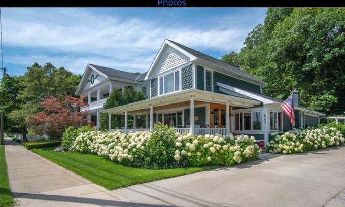 Harbor Springs House | Pet-Friendly Cottage with Pool and Ocean Views in Harbor Springs