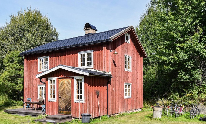 Dals Langed House | Classic Dalsland house in the peace and seclusion of nature.