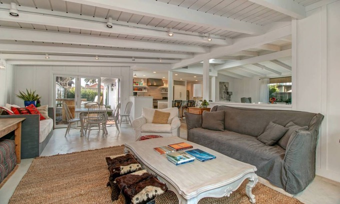 Del Mar House | Delightful Del Mar Beach Retreat with Oceanfront Views