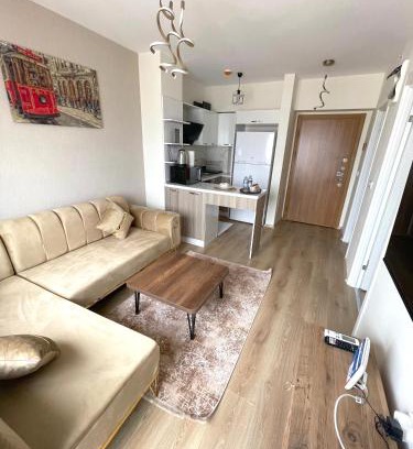 Avcilar Apartment | Convenient 1-Bedroom Residence with Free WiFi & Parking