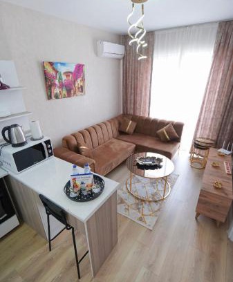 Esenyurt Apartment | Ideal 1-Bedroom Stay with Wifi & Nearby Parks