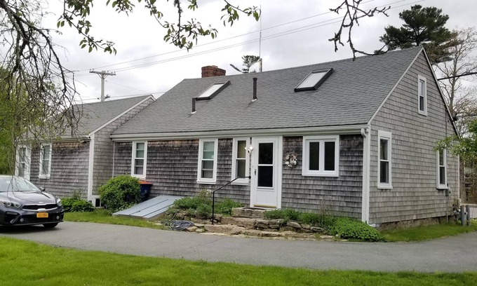 Mattapoisett House | Cozy Summer Getaway | Steps from the Beach & Family-Friendly