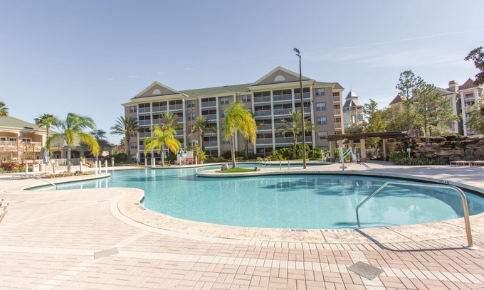 St. Augustine Condo | Elegant Classical Grande Villas with Pool Near Top Restaurants